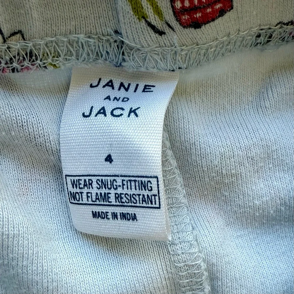 Janie and Jack Good Night Short Pajamas In Cityscapes size 4T 100% cotton